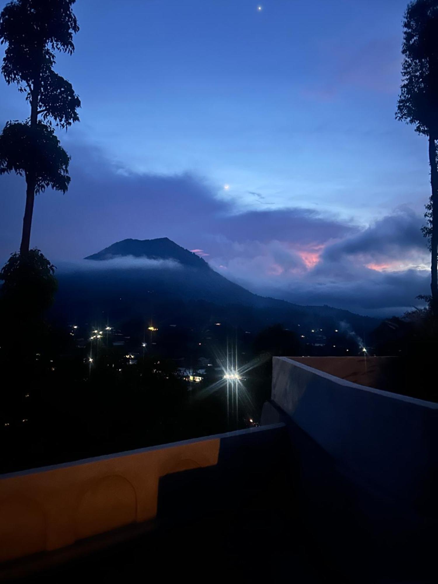 Batur Cottage Кубупенлокан Экстерьер фото